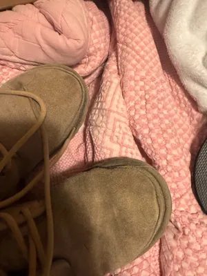 UGG Boots thumbnail 5