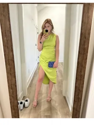 Elliatt Cassini Dress in Green thumbnail 4