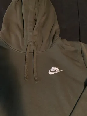 Nike hoodie thumbnail 2