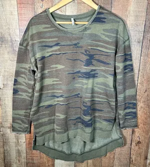 Z Supply XS Camo Weekender Pullover Sweatshirt Baby French Terry Distressed thumbnail 1