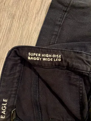 American Eagle Black Super High-Rise Baggy Wide-Leg Jeans thumbnail 7