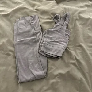 Nike Yoga Dri Fit Luxe Set thumbnail 1