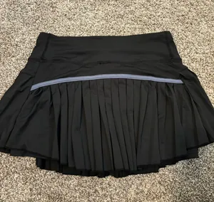 Skort thumbnail 1
