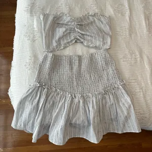 Black and white tube top set! Size M thumbnail 2