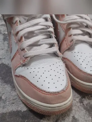 Nike Women’s Arctic Orange 1985 Dunks High Top Sneakers thumbnail 6