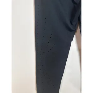 Fabletics Black Laser Cut‎ Perforated Crop Leggings Capri CS1616031 Small thumbnail 4