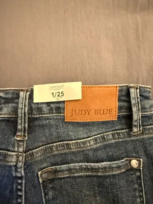 Judy Blue Blue Jeans thumbnail 3