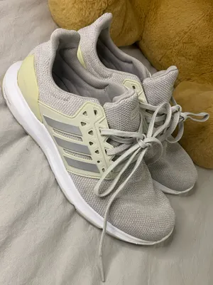 Women Adidas Solyx Running shoes Size 7.5 thumbnail 1