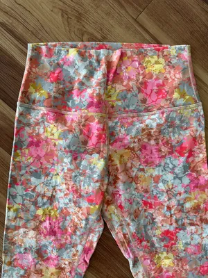 LULULEMON Align Pant 25" in Inflorescence Multi Sz. 8 thumbnail 5
