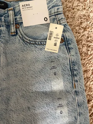 Aeropostale 90s Baggy Jeans Light Wash thumbnail 2