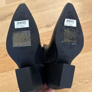 Top Moda - Western Ankle Boots in Black & Silver thumbnail 5