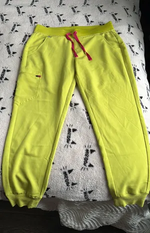 FIGS Scrub Pants thumbnail 1