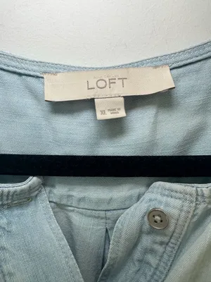Loft Chambray Tank Top Size XL Light Wash Denim Sleeveless Shirt Pocket thumbnail 2