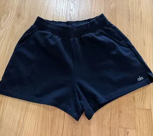 Alo Yoga Black Low Key Sweat Short Sz S thumbnail 1