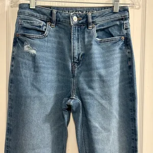 American Eagle Outfitters Women Blue Distressed High Rise Straight‎ Jeans Size 2 thumbnail 7