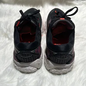 Brooks Adrenaline GTS 19 size 6.5M.‎  B69 thumbnail 6