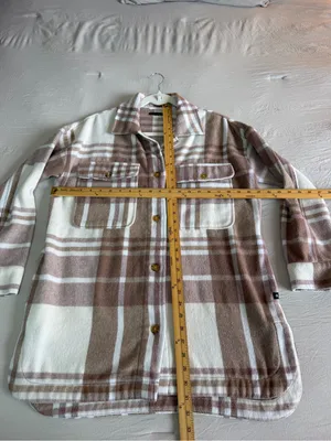 Banana Republic Beige and Cream Plaid Utility Shacket thumbnail 5