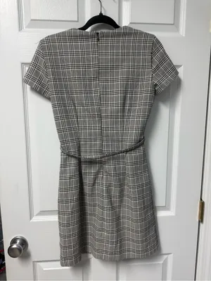 H&M Black and White Plaid Short Sleeve Midi Dress thumbnail 2