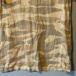 PINK Victoria's Secret Tan Camouflage V-Neck Short Sleeve T-Shirt Large thumbnail 3