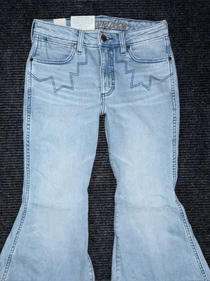 Wrangler NWT Jeans Sz 26x30 Blue High Rise Flare Bell Bottom Aztec Embroidered thumbnail 4