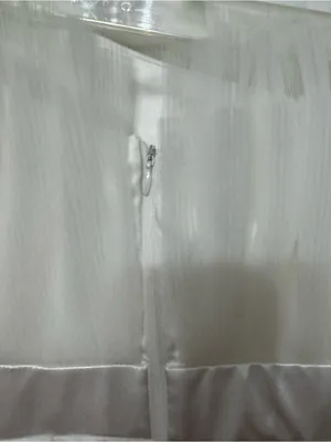 Strapless mini white tulle dress thumbnail 4