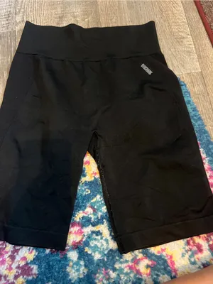 Gymshark black biker shorts size L thumbnail 5