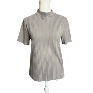 Forever 21 Womens Large Gray Ribbed Mock Neck Short Sleeve Fitted Top thumbnail 2