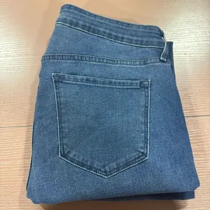 Old Navy Mid-Rise Wow Boot-Cut Jeans thumbnail 7