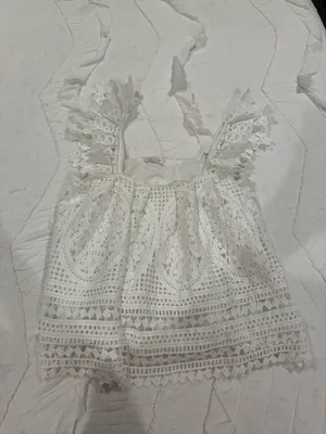white lace top Size M thumbnail 1