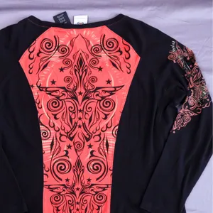 Harley-Davidson Graphic Long Sleeve Top Womens 1W Red Black Tribal Biker Y2K thumbnail 4
