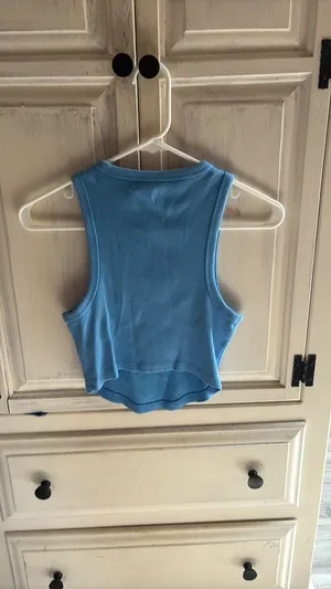 Aerie tank thumbnail 3