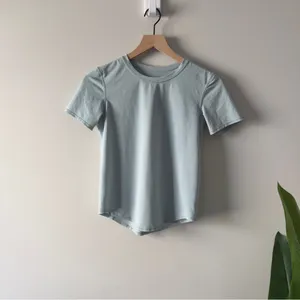 Lululemon Athletic pale green short sleeve tee top t-shirt stretch crew neck EUC thumbnail 3