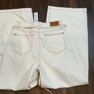 Nasty Gal The Belted Wide Leg Jeans White Contrast Stitch Size 8 New High Rise thumbnail 7