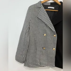 Elegant Black and White Houndstooth Midi Coat thumbnail 3