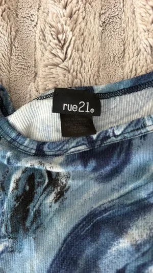 Rue 21 Crop Top thumbnail 2