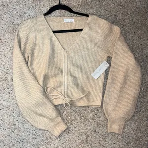 Lizard Thicket Cropped drawstring sweater! thumbnail 1