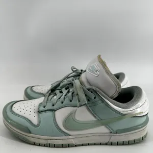 Nike Dunk Low Twist Sneakers Low Top Leather Summit White Jade Ice Green 9.5 thumbnail 4