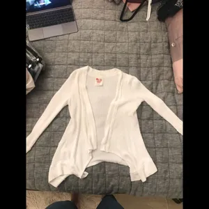 Boutique White, soft, light cardigan thumbnail 2