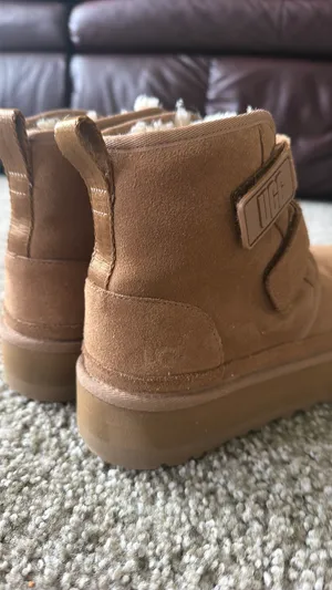 UGG Boots thumbnail 2