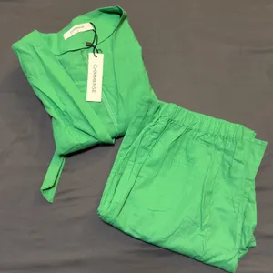 Commense Oversized Linen Tied Two Piece Pants Set in Green Size Small thumbnail 1