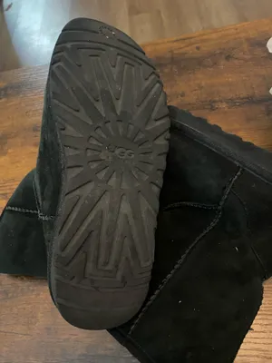 UGG Women’s Boots Classic thumbnail 5