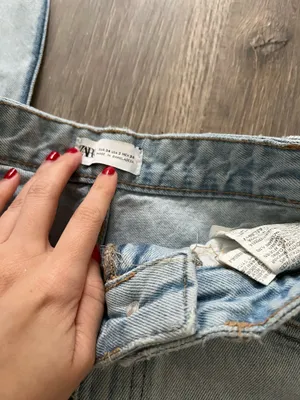 EUC Zara Light Wash Wide Leg Jeans thumbnail 3