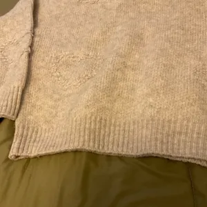 FRNCH Paris Cream Textured Heart Knit Crewneck Sweater Medium thumbnail 9
