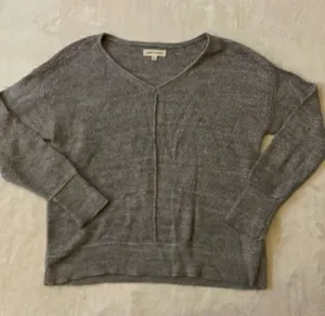 Lucky Brand Gray Off The Shoulder Sweater size L thumbnail 1
