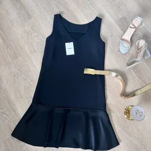 NWT Theory Flirty Flare Dress V-shaped Cutout Back, Cocktail Evening Dress thumbnail 13