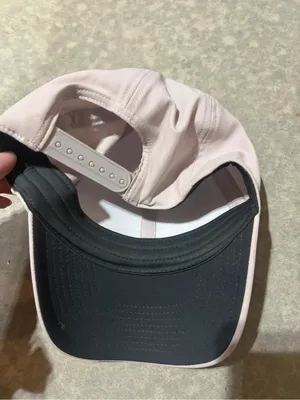 Nike hat thumbnail 2