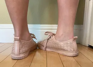 TOMMY HILFIGER Pink Perforated Leather Sneakers - size 8.5 thumbnail 7