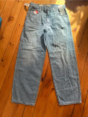 NWT Levi’s baggy dad jeans 26x30 ripped thumbnail 2