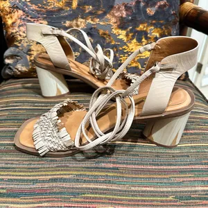 Franco Sarto Rina Leather Fringed Ankle-Tie Sandals size 8.5 thumbnail 5