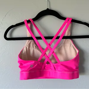 Lululemon Energy Sports Bra in Paris Pink Size 6 Activewear Workout Gym thumbnail 3